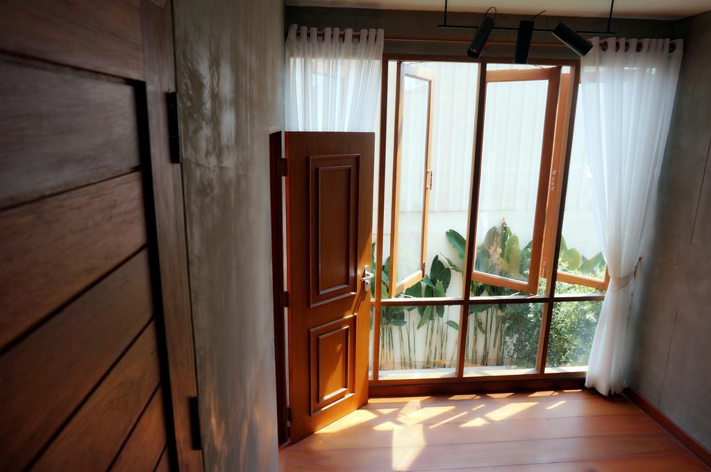 Joyful Thai Boutique Hotel Чиангмай Экстерьер фото
